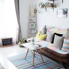 Dekorasi Ruang Tamu Dengan Tempat Koran Yang Unik Ruangan Desain Interior Desain