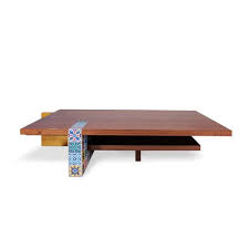 Designed legs give it a refreshing, contemporary twist, and offset heritage art & architecture takes pride in delivering quality products. Contemporary Coffee Table Heritage Camelia Malabar Glossy Varnished Wood Wood With Gold Leaf Finish Wood Veneer Base