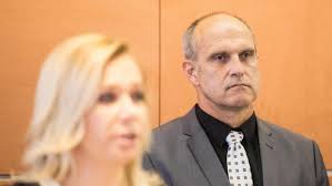 Bývalý slovenský policejní prezident milan lučanský se nechtěl oběsit, jak zněly prvotní informace ze slovenských médií. Jeho Stav Je Kriticky Slovensky Policejni Exprezident Se Ve Vezeni Pokusil O Sebevrazdu Irozhlas Spolehlive Zpravy