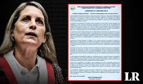 María del Carmen Alva otorgó bono de S/2.000 a trabajadores del Congreso  por vestimenta