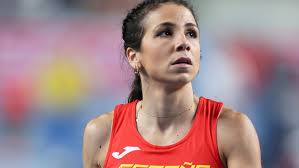 Jenn Suhr recibe amenazas de muerte tras no hacer ningún salto válido en  Roma