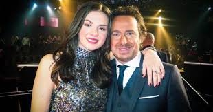 Nieuwe single out now met john ewbank en rolf sanchez. Marco Borsato Niet Langer Grote Held Van Maan Shownieuws