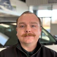 Meet the Ray Skillman Kia West Staff