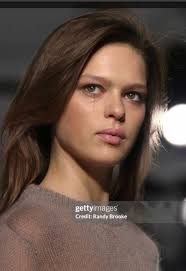 Elsa Latifaj Calvin Kleinen