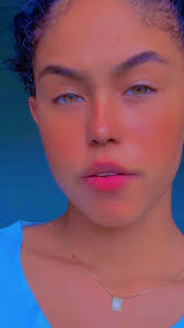 Os vídeos de anna luiza (@olhosiluminados1) com som original