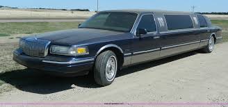 1997 lincoln town car executive l specifications, features and model information. 1997 Lincoln Town Car Executive Limousine In Hays Ks Item Al9991 Sold Purple Wave