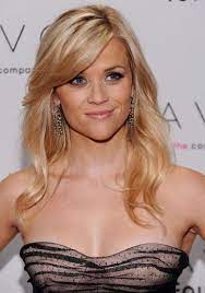 Reese Witherspoon Picks Monique Lhuillier Wedding Dress Reese Witherspoon Hair Hair Beauty Long Hair Styles
