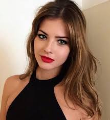 Versión conejita, sensual y delicada. Maria Eugenia Suarez Didipedia Wiki Fandom