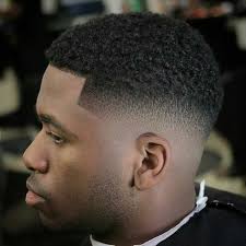 Coupes De Cheveux A Faible Decoloration Pour Les Hommes Noirs Coupes De Cheveux Afro Ame Coiffure Homme Coiffure Homme Noir Cheveux Courts Coiffure Homme Noir
