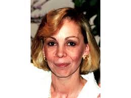 Sandra Hendrickson's Instagram, Twitter & Facebook