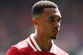 Chelsea fans fear 'we will get relegated' as Thiago Silva suffers worrying  injury