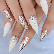 Are You Looking For Acrylic Stiletto Nails Art Designs That Are Excellent For This Summer See Our Glitter Gel Nails White Stiletto Nails Almond Acrylic Nails