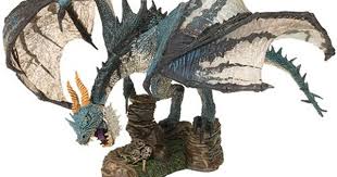 Amazon Com Mcfarlane Dragons Series 1 Komodo Clan Action Figure Action Figures Dragon Series Komodo