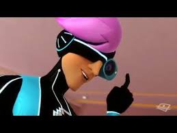 Queen bee, rena rouge, carapace pour affronter papillon et mayura. Miraculous Ladybug Un Monde Sans Danger A World Without Danger By Miraculous Grasshopper
