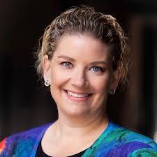 Danielle Barger's Instagram, Twitter & Facebook