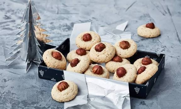 Hazelnut Cookies