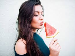 What Foods To Eat And What Foods To Avoid If You Re Breastfeeding Madeformums