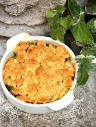 Crumble Sale Aux Courgettes Chevre Et Lardons Recette Recettes De Cuisine Recette Crumble Cuisine