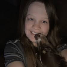 Ashley Elsberry's Instagram, Twitter & Facebook