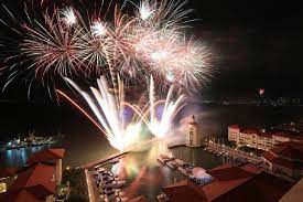 For buffets, set meal promotions and countdown parties, this list will get you sorted to end the year in style and start 2018 on the right note. Huge Crowds Usher In 2018 At George Town S Straits Quay