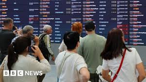 Moscow Airport Shutdowns: Ukraine Drone Attacks Disrupt Flights