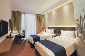 2 Single Beds Room With Free Express Start Breakfast And Free Wi Fi At Holiday Inn Express Singapore Orchard Road