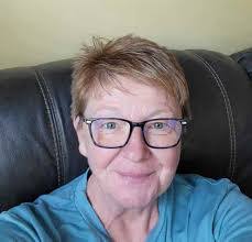 Kay Stratton's Instagram, Twitter & Facebook