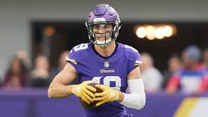 Whether you're winning or losing, finish the race. Adam Thielen Will Play In Vikings Sunday Night Matchup Against Bears Theduel