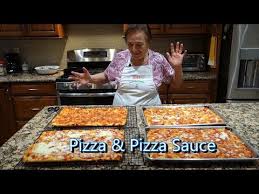 Pizza Sauce 2 Qts Peeled Tomatoes Chopped Onion 2 Cloves Garlic 2 Tsp Oregano Approx Fresh Basil Salt Peppe Pizza Sauce Savoury Food Cooking And Baking