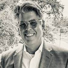 Susan Borcherding's Instagram, Twitter & Facebook