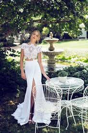 Für dich wird der rote teppich ausgerollt und die spots sind auf dich gerichtet! Brautkleider Die Provence Kollektion Riki Dalal