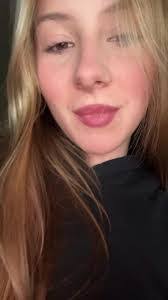 Alyssa Duguay's Instagram, Twitter & Facebook