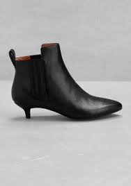 Black Ankle Boots No Heel Leather Beautifully Elegant Investment Piece The Shape Will Elongate Your Leg And Add Sophistication Even To Jeans Kitten Heel Ankle Boots Boots Kitten Heel Shoes
