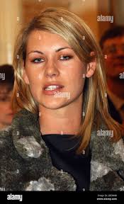 NEIGHBOURS STAR KRISTA VENDY WHO PLAYS TESSA BELL IN THE AUSTRALIAN SOAP AT  THE KINGS THEATRE PORTSMOUTH. 2001 Stock Photo
