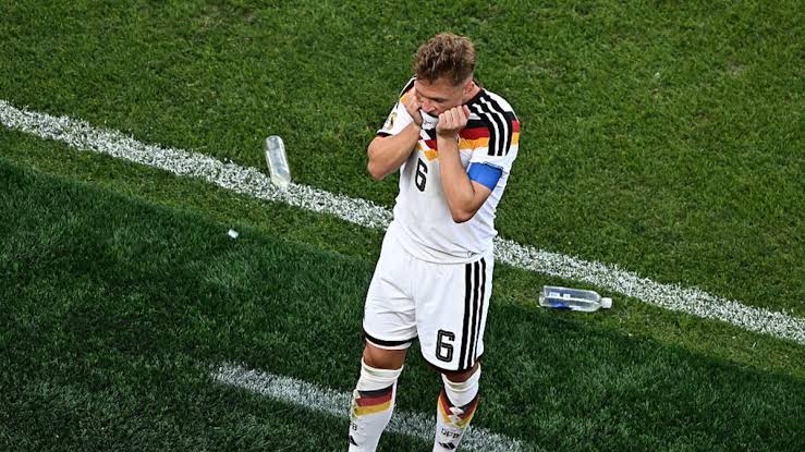 Hamann fordert nach WM-Aus Kimmichs Rücktritt aus der Nationalmannschaft -  FOCUS online