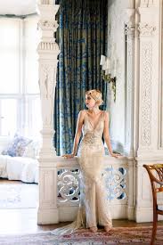 Check spelling or type a new query. Englische Brautkleid Designer Hochzeit Um 3