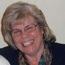 Donna Oneill's Instagram, Twitter & Facebook