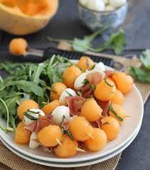 Brochettes De Fruits Les Meilleures Idees Trouvees Sur Pinterest En 2020 Brochette Fruits Brochette Brochette Melon