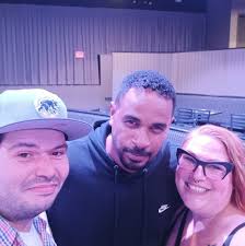 HAPPY HALLOWEEN!!! Did anyone dress up as Rob & Big this year? Let's see  those costumes!