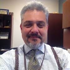 Robert Holscher's Instagram, Twitter & Facebook