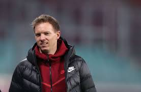 Ein kalle war, zumindest meiner meinung nach, nicht weniger wichtig wie der uli. Der Teuerste Trainer Der Welt Das Millionenspiel Um Julian Nagelsmann Fussball Stuttgarter Zeitung