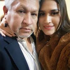 Harry Luys added a new photo to the album: Tweets.