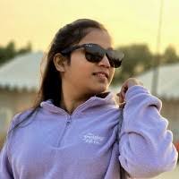 200+ perfiles de «Mitra»