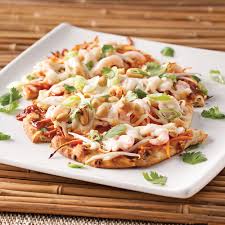 Pizza Pad Thai Aux Crevettes Nordiques Food Healthy Recipes Dinner Recipes