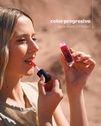 Nada hace más hermosa a una mujer que la confianza” (Sophia Loren)  #DorothyGray #Girlpower #Beauty