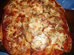 Pizza Regina Recette Pizza Recettes De Cuisine Recette