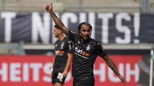 Lazaro is a player in the shop window at inter, having spent the past season and a half on loan at newcastle united and then borussia . Valentino Lazaro Gladbach Star Schreibt Liebeslied Eurosport