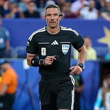 Slavko Vincic: The Referee Who Sparked Real Madrid's Fury and Mourinho's Praise—World Cup Final's Most Controversial Choice