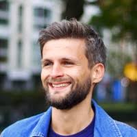 2100+ "Markarián" profiles