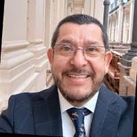 10+ perfiles de «Omar Cabezas»